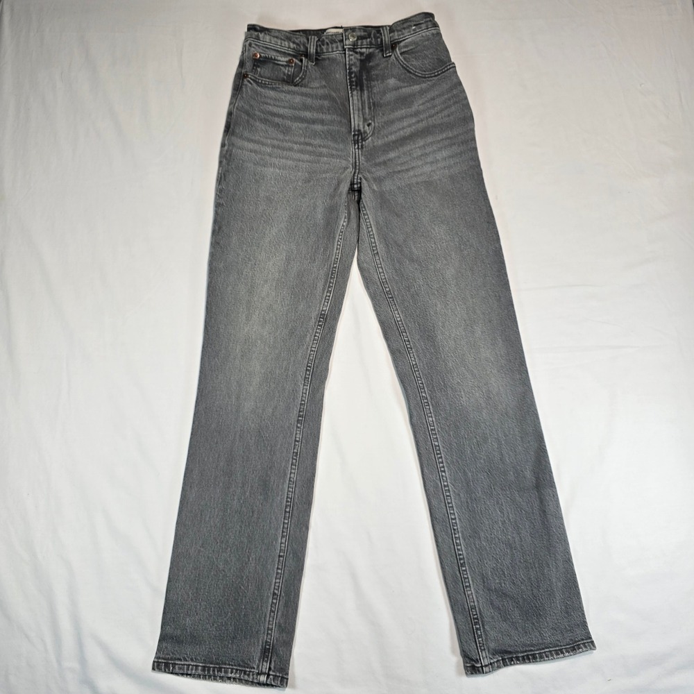 Abercrombie & Fitch The 90s Straight Ultra High Rise Jeans Grey 25 0R 155D1060